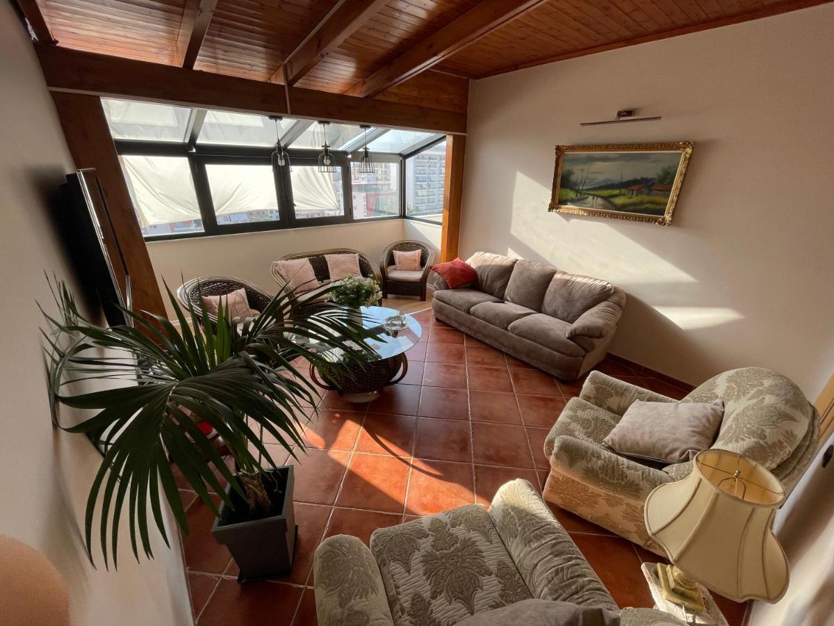 Venus - Cozy Apt With Terrace Vlore Exterior photo